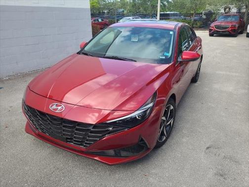 2022 Hyundai ELANTRA Limited