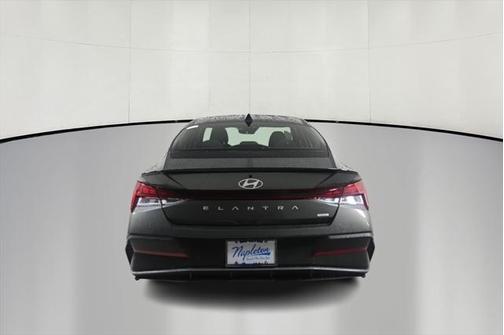2025 Hyundai ELANTRA Sport