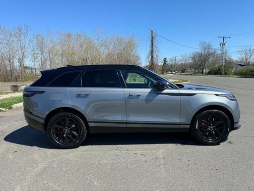 2025 Land Rover Range Rover Velar P400 Dynamic SE