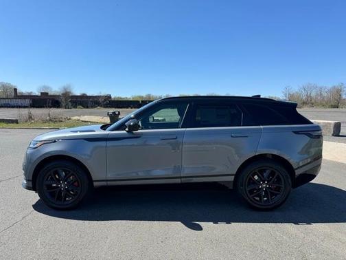 2025 Land Rover Range Rover Velar P400 Dynamic SE