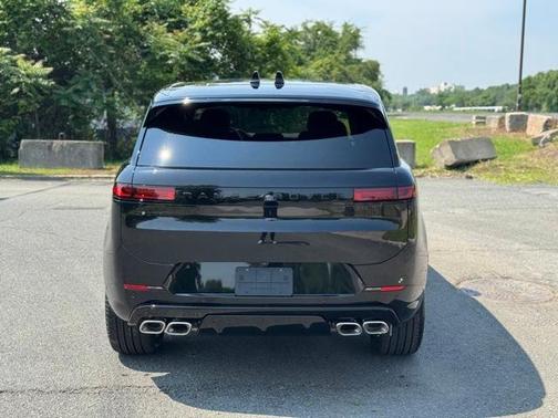 2025 Land Rover Range Rover Sport P530 Dynamic SE