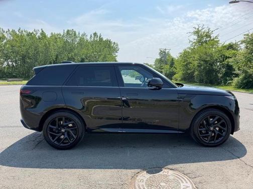 2025 Land Rover Range Rover Sport P530 Dynamic SE