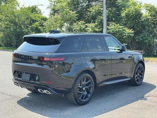 2025 Land Rover Range Rover Sport P530 Dynamic SE