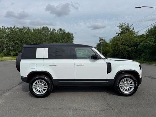 2025 Land Rover Defender P300