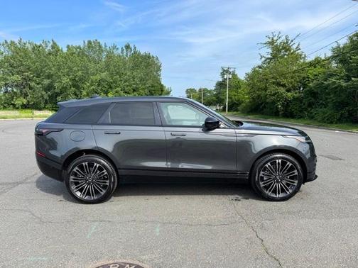 2026 Land Rover Range Rover Velar P400 Dynamic SE