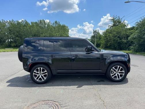 2022 Land Rover Defender 110 XS Edition
