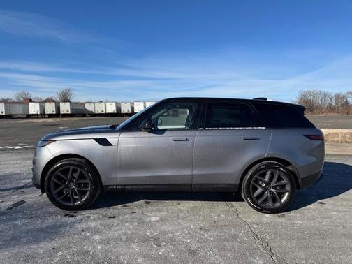 2025 Land Rover Range Rover Sport P360 SE
