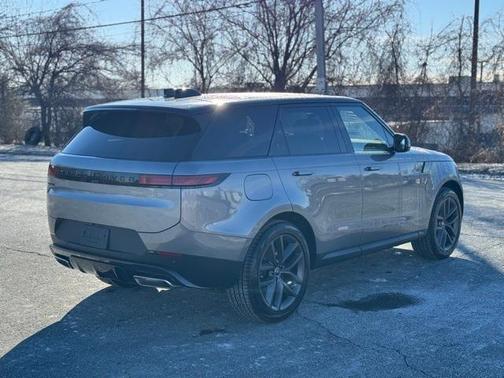 2025 Land Rover Range Rover Sport P360 SE