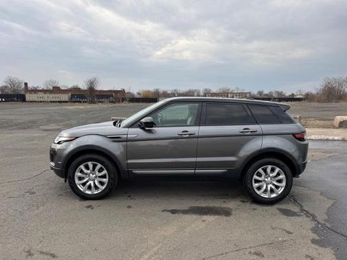 2019 Land Rover Range Rover Evoque SE