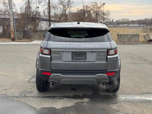 2019 Land Rover Range Rover Evoque SE