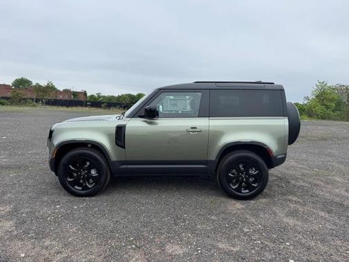 2025 Land Rover Defender P300 S