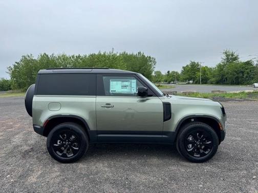 2025 Land Rover Defender P300 S