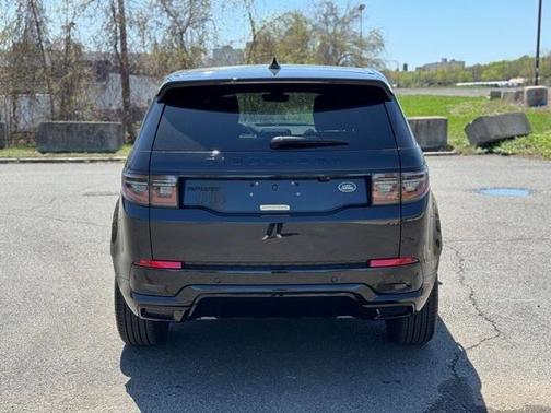 2023 Land Rover Discovery Sport R-Dynamic SE