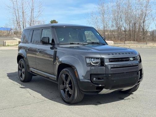 2025 Land Rover Defender P525 V8