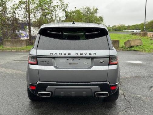 2022 Land Rover Range Rover Sport HSE Silver Edition
