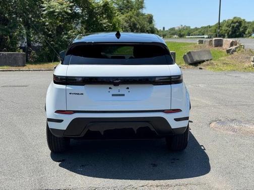 2024 Land Rover Range Rover Evoque Core S