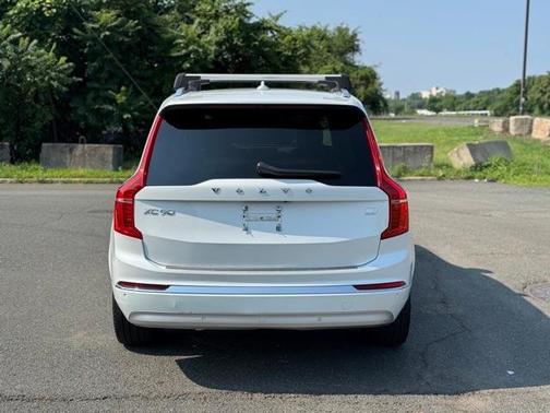2022 Volvo XC90 Recharge Plug-In Hybrid T8 Inscription Extended Range 7P