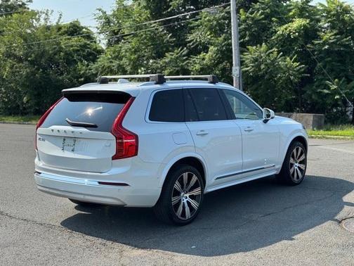 2022 Volvo XC90 Recharge Plug-In Hybrid T8 Inscription Extended Range 7P