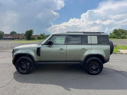2025 Land Rover Defender P300