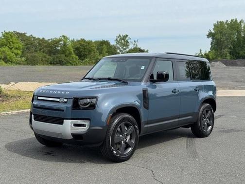 2025 Land Rover Defender P400 S