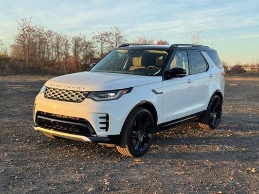 2025 Land Rover Discovery P360 Metropolitan Edition