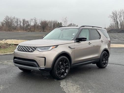 2025 Land Rover Discovery P300 S