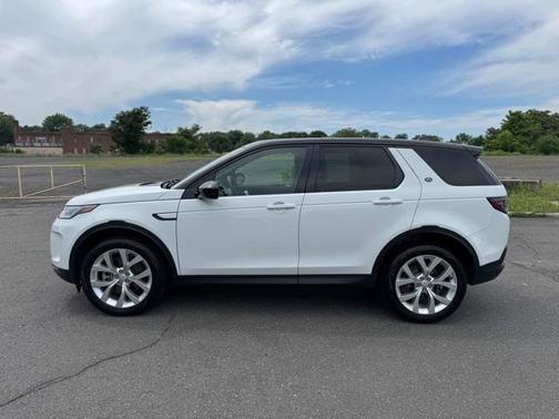 2022 Land Rover Discovery Sport SE
