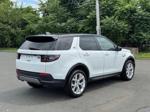 2022 Land Rover Discovery Sport SE