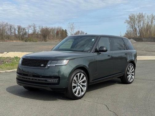 2025 Land Rover Range Rover P400 SE 7 Seat