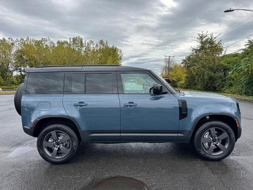 2026 Land Rover Defender S