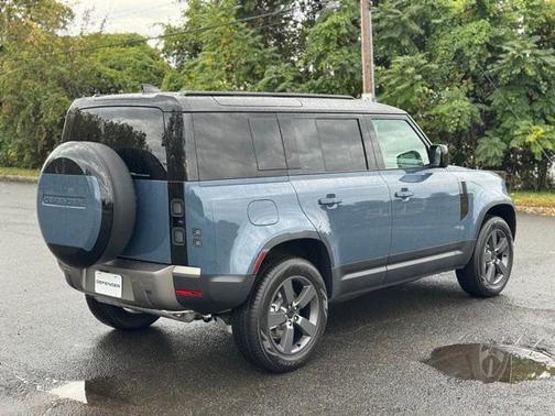 2026 Land Rover Defender S