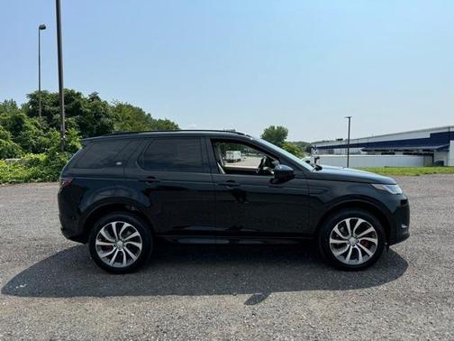 2025 Land Rover Discovery Sport S