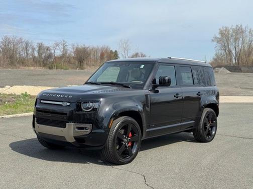 2025 Land Rover Defender P400 X