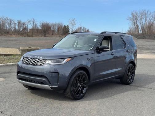 2025 Land Rover Discovery P300 S