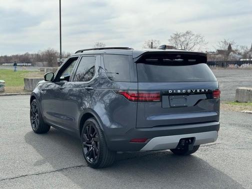2025 Land Rover Discovery P300 S