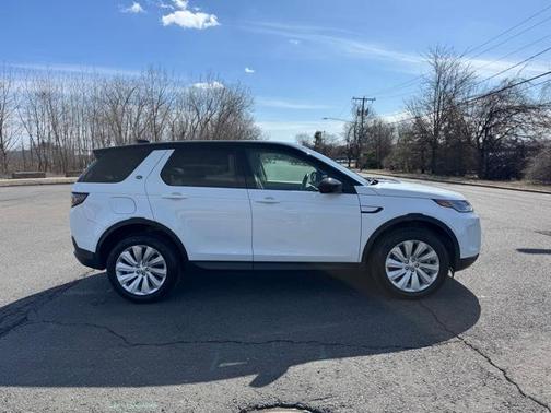 2022 Land Rover Discovery Sport SE