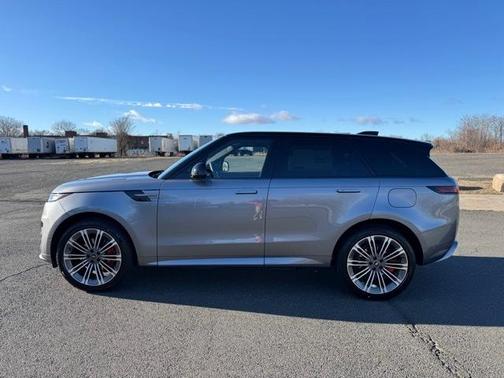 2025 Land Rover Range Rover Sport P460 Dynamic SE
