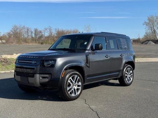 2022 Land Rover Defender 110 X-Dynamic HSE
