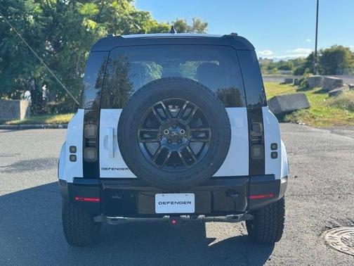 2026 Land Rover Defender S