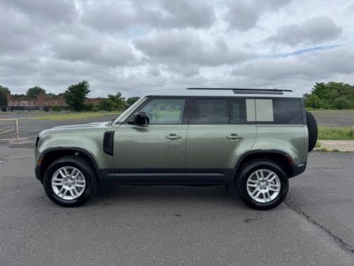 2025 Land Rover Defender P300