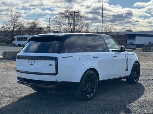 2022 Land Rover Range Rover P400 SE