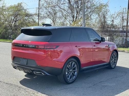 2023 Land Rover Range Rover Sport SE