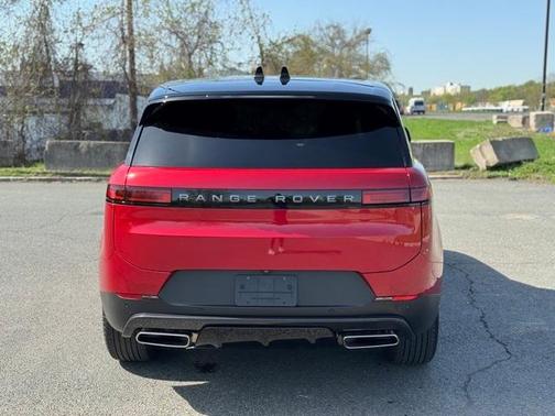 2023 Land Rover Range Rover Sport SE