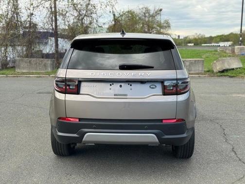 2022 Land Rover Discovery Sport S