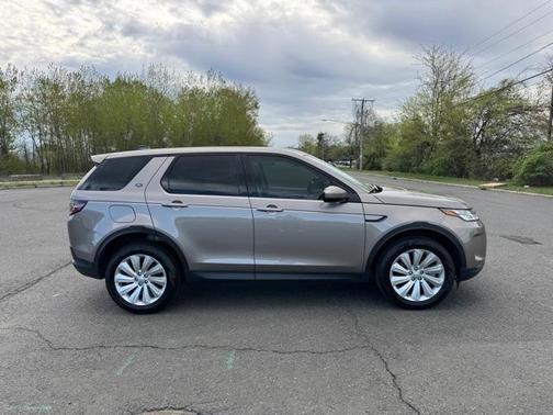 2022 Land Rover Discovery Sport S