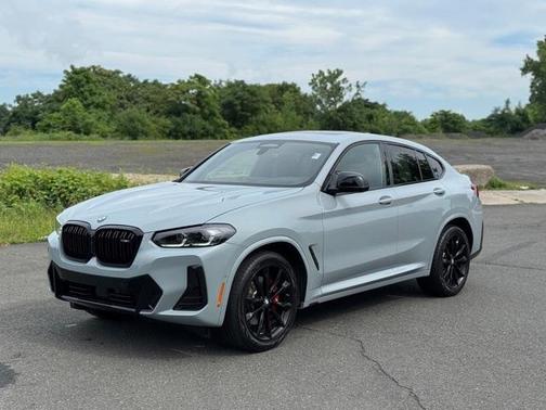 2024 BMW X4 M40i