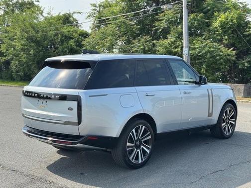2023 Land Rover Range Rover P400 SE