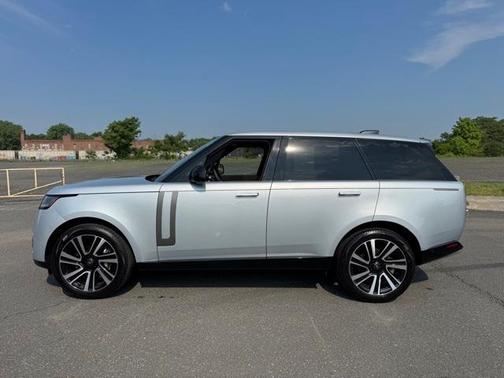 2023 Land Rover Range Rover P400 SE