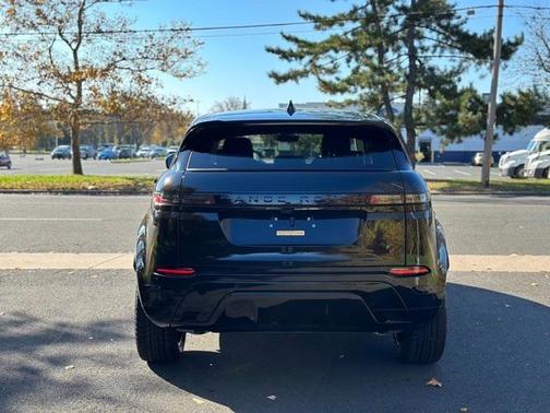 2024 Land Rover Range Rover Evoque Dynamic SE