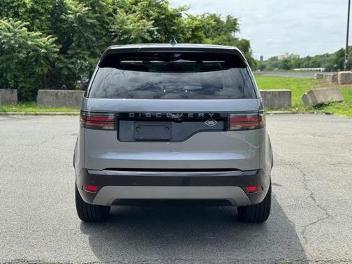 2021 Land Rover Discovery P300 S R-Dynamic